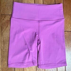 Athleta size small bike shorts 8”